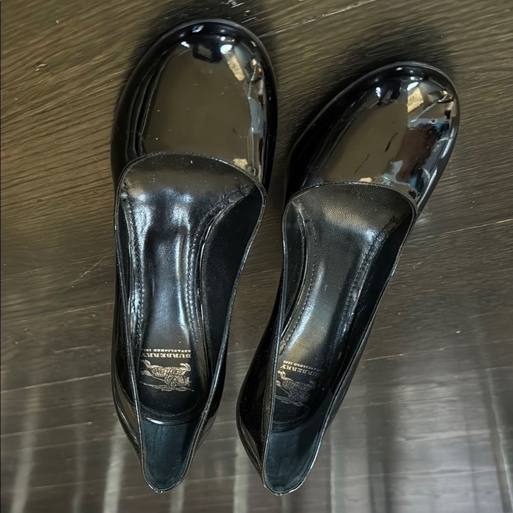 Burberry Black Patent Leather Heels – Size 36.5 | NWOB | Elegant Designer Pumps - Picture 8 of 14